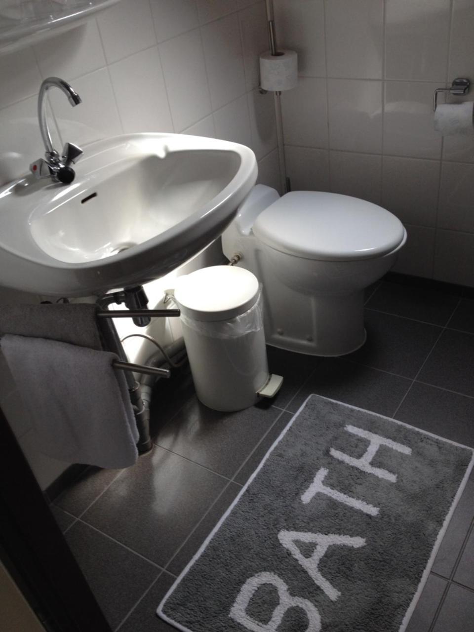 B&B De Tred Sneek Bagian luar foto