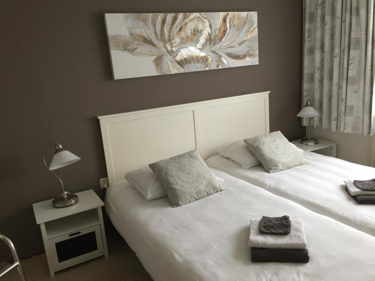 B&B De Tred Sneek Bagian luar foto